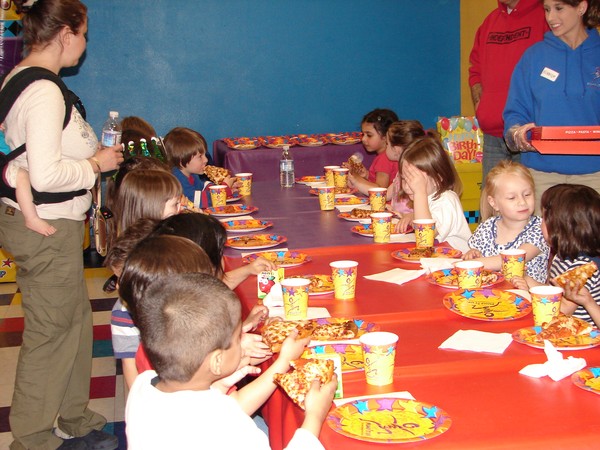 Aiden's friends party at pump-it-up Photo